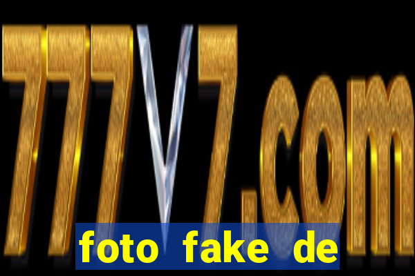 foto fake de mulher no espelho