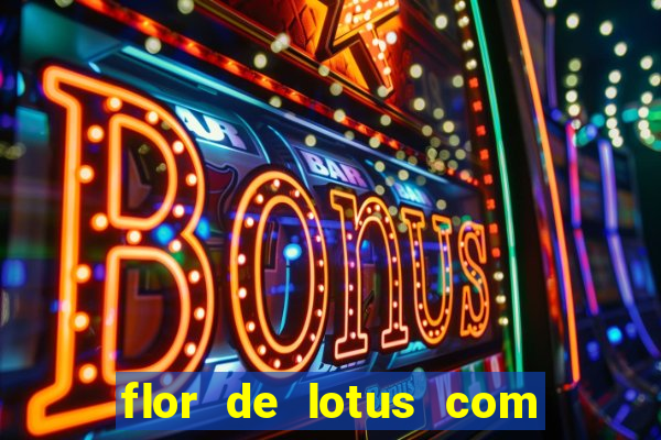 flor de lotus com lua tatuagem