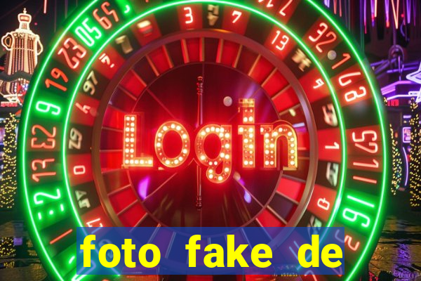foto fake de menina cacheada
