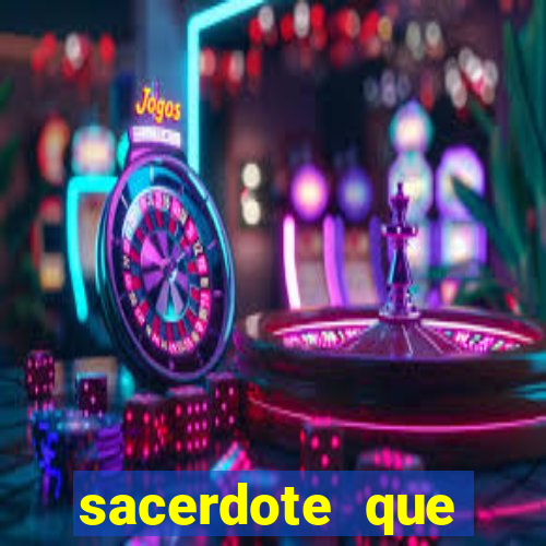 sacerdote que morreu no santo dos santos