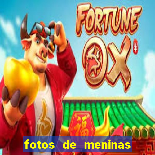 fotos de meninas cacheadas no espelho